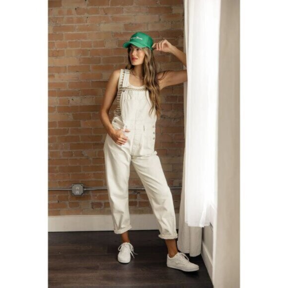 FREE PEOPLE We the Free Ziggy Denim Overalls in Wash Parchment Size Medium - Picture 13 of 15